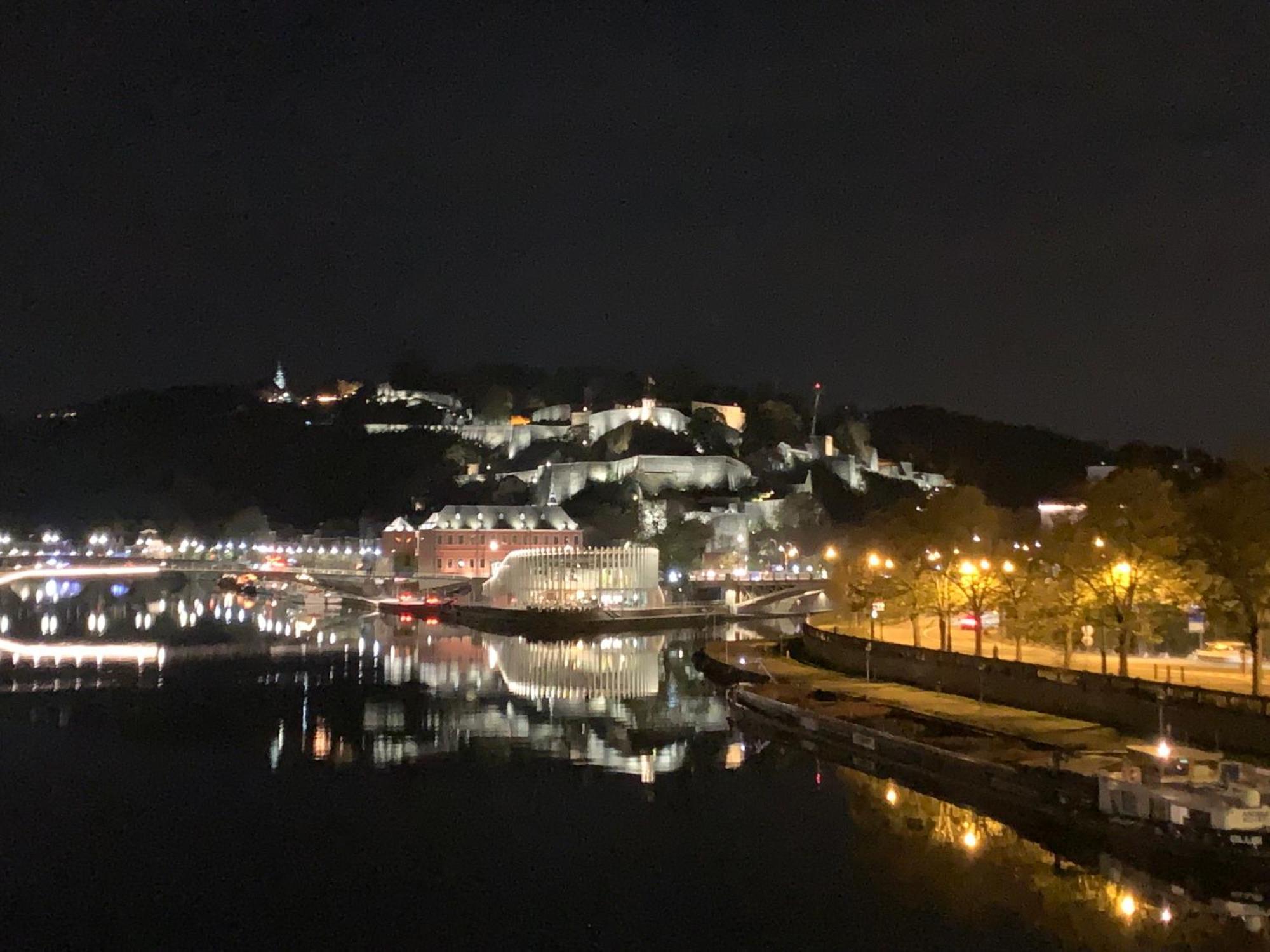 Studio Vue Sur Meuse Namur Exterior foto